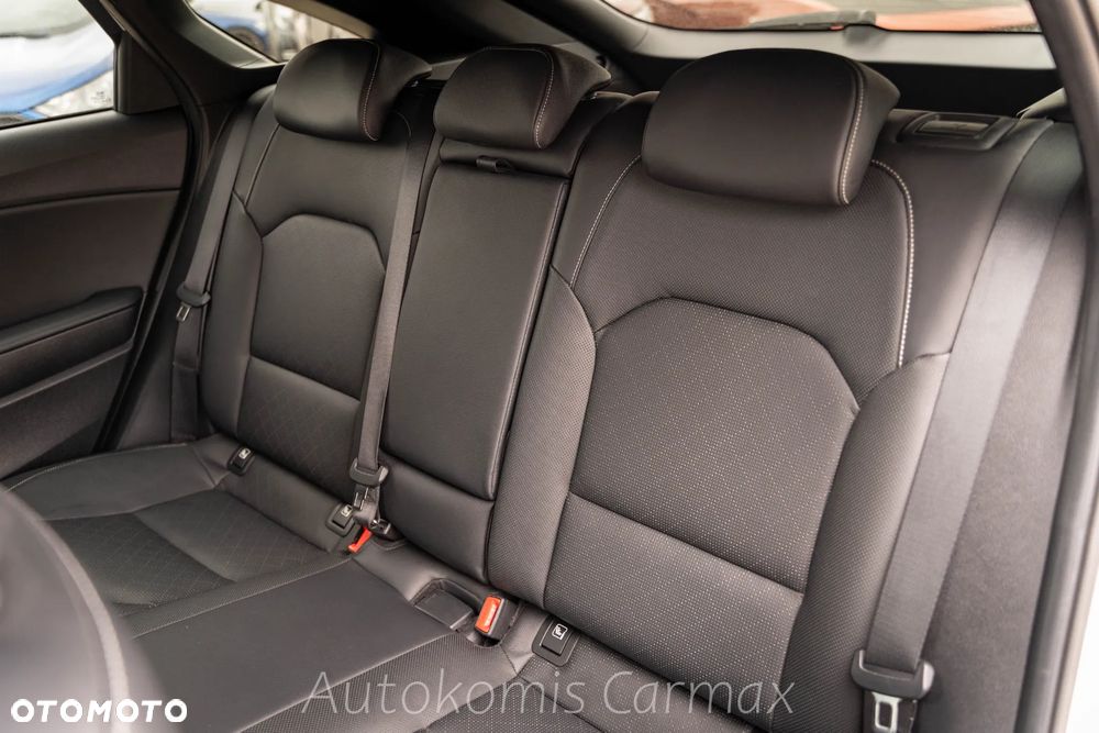 Kia ProCeed 1.5 T-GDI GT Line DCT - 24