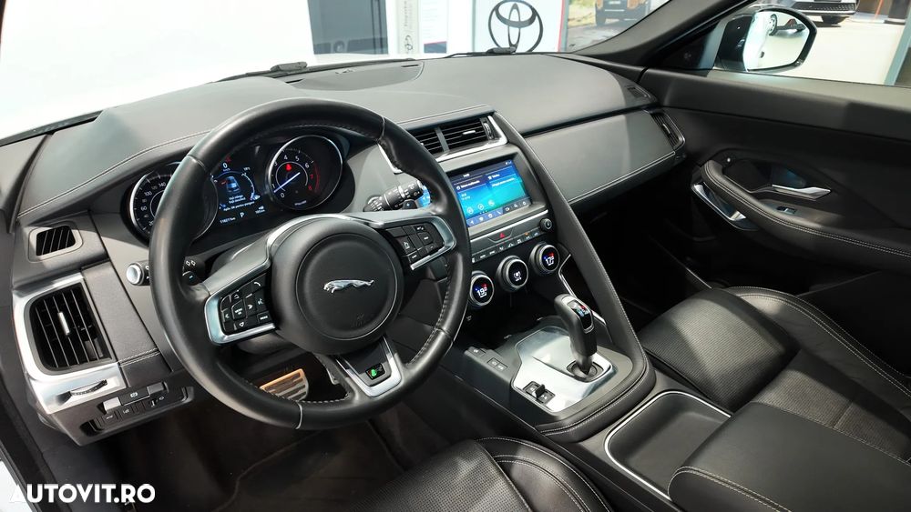 Jaguar E-Pace P200 AWD R-Dynamic S - 16