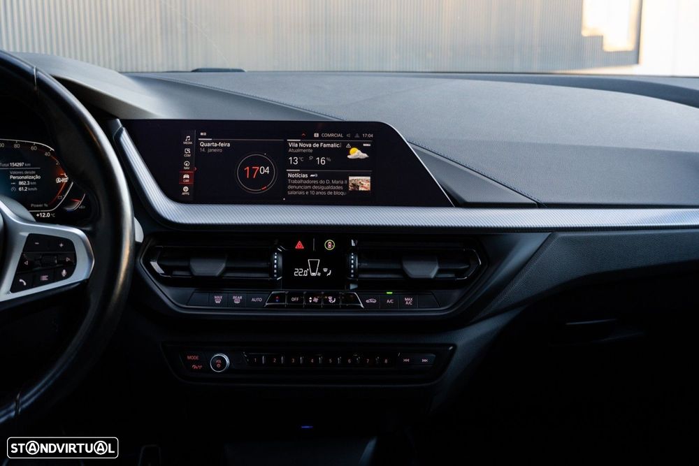 BMW 116 d Pack 50 anos M Auto - 32