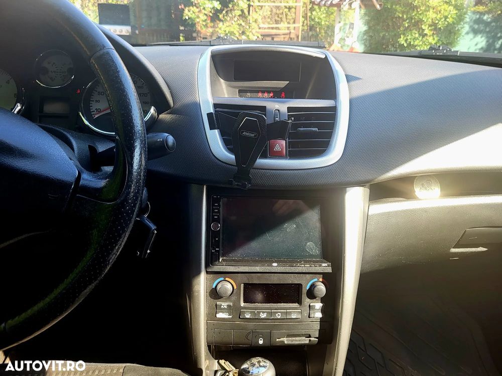 Peugeot 207 1.6 HDI Trendy - 5