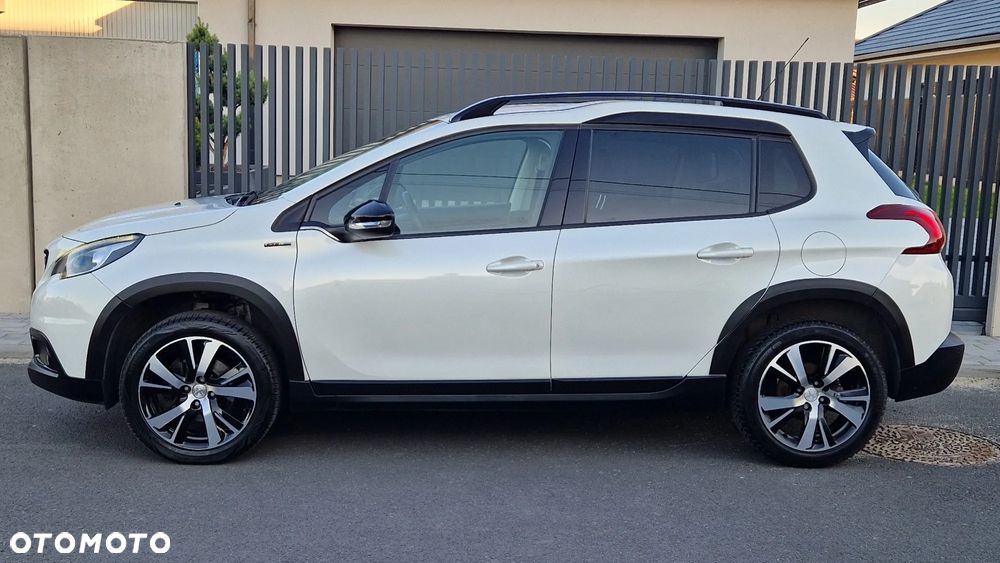 Peugeot 2008 PureTech 110 Stop&Start GT-Line Edition - 19