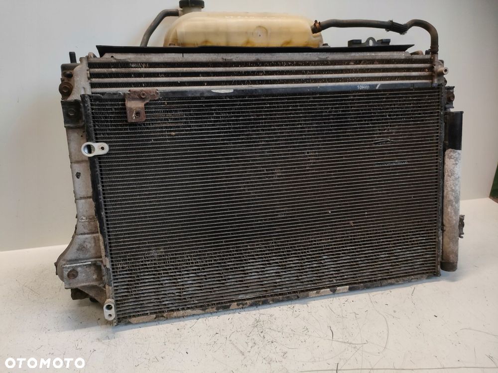 COROLLA VERSO 04- 2.2 D4D CHŁODNICE KLIMY WODY - 2