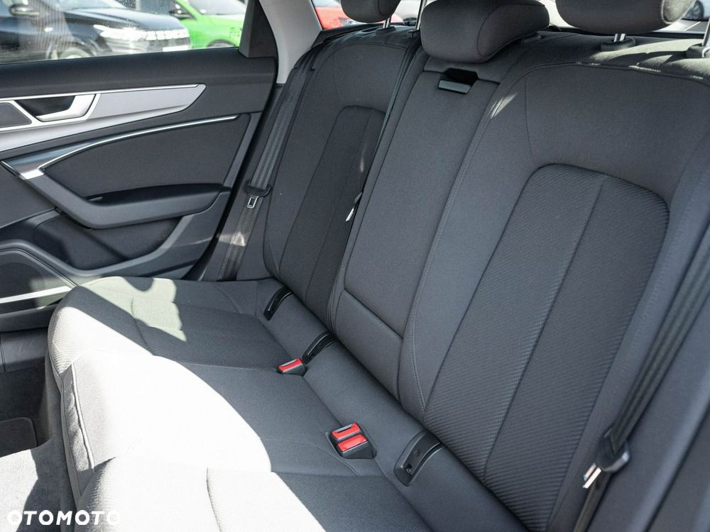 Audi A6 Avant - 29