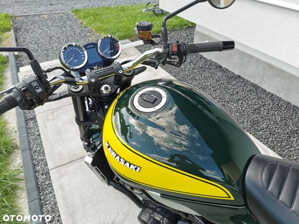 Kawasaki Z 900 RS - 7