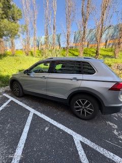 VW Tiguan 2.0 TDI Confortline - 4