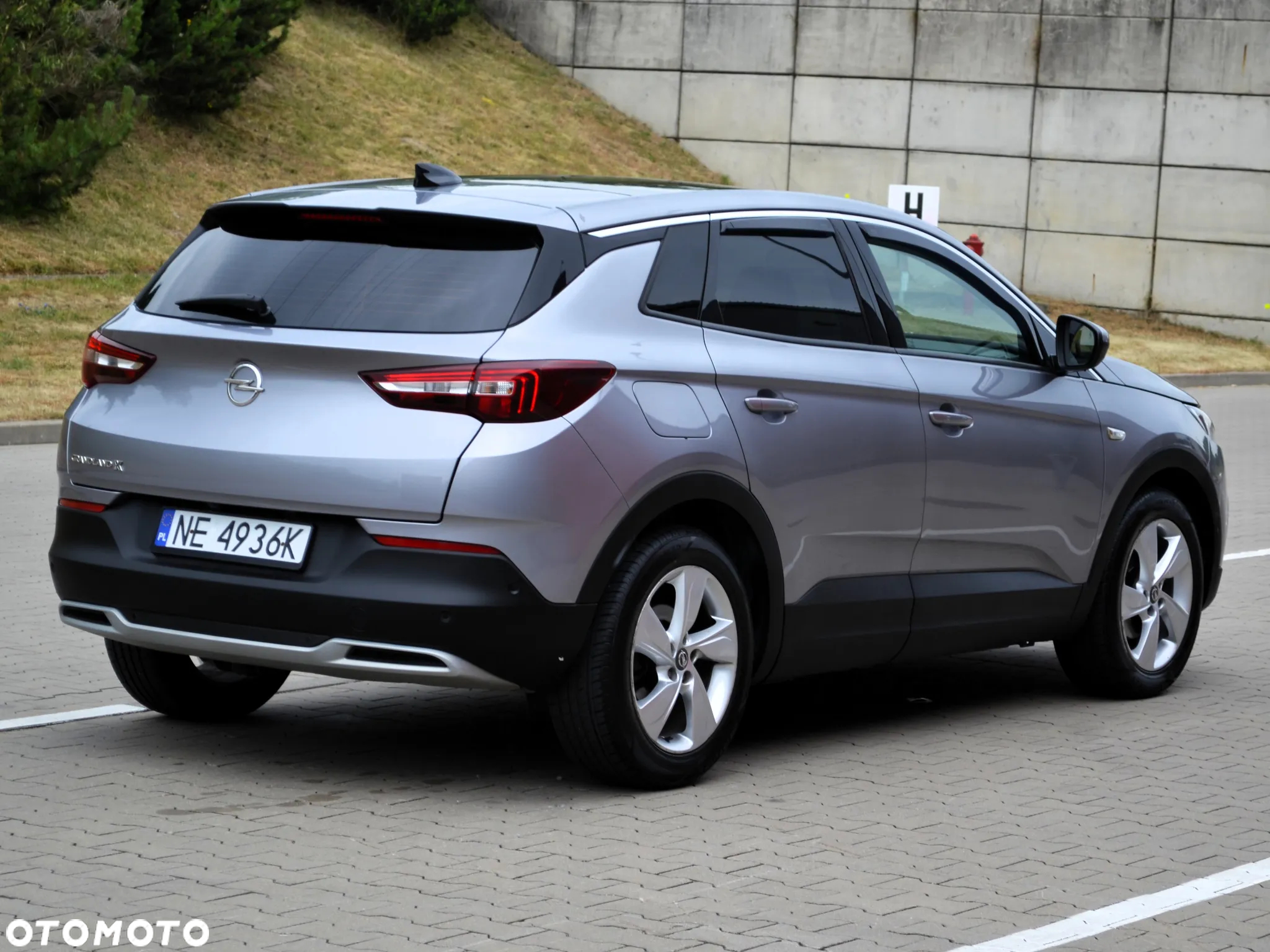 Opel Grandland X 2.0 D Start/Stop Automatik Dynamic - 2