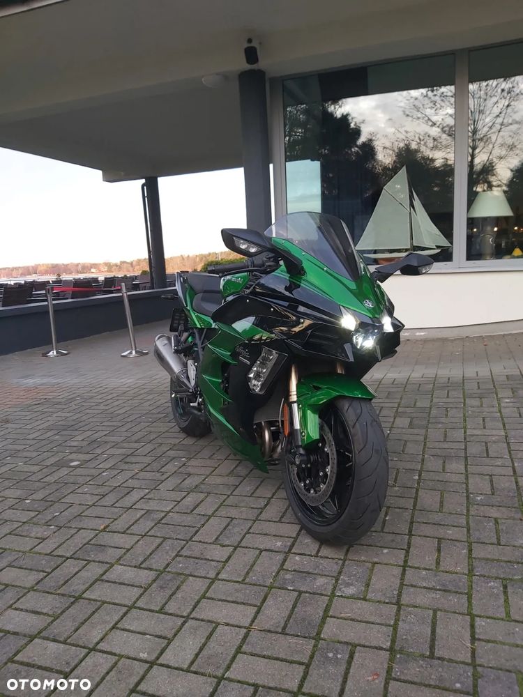 Kawasaki Ninja H2 SX - 8