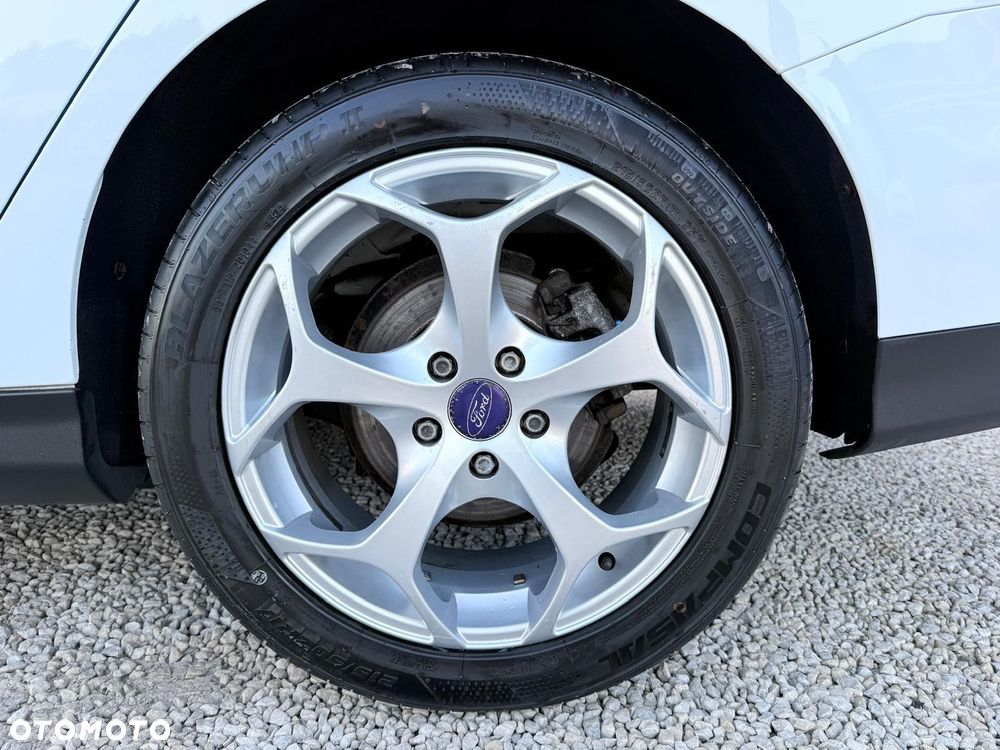 Ford Focus SW 1.0 EcoBoost S&S COOL&CONNECT - 11