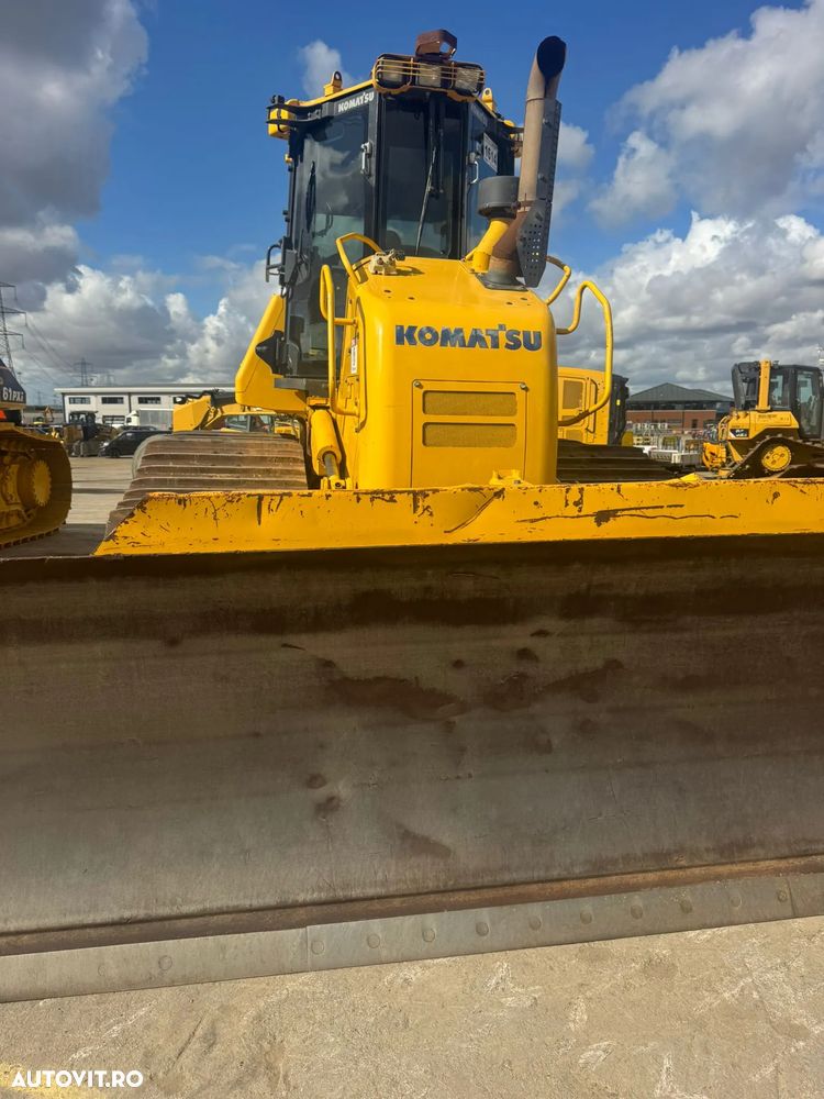 Komatsu D61 PX Buldozer - 5