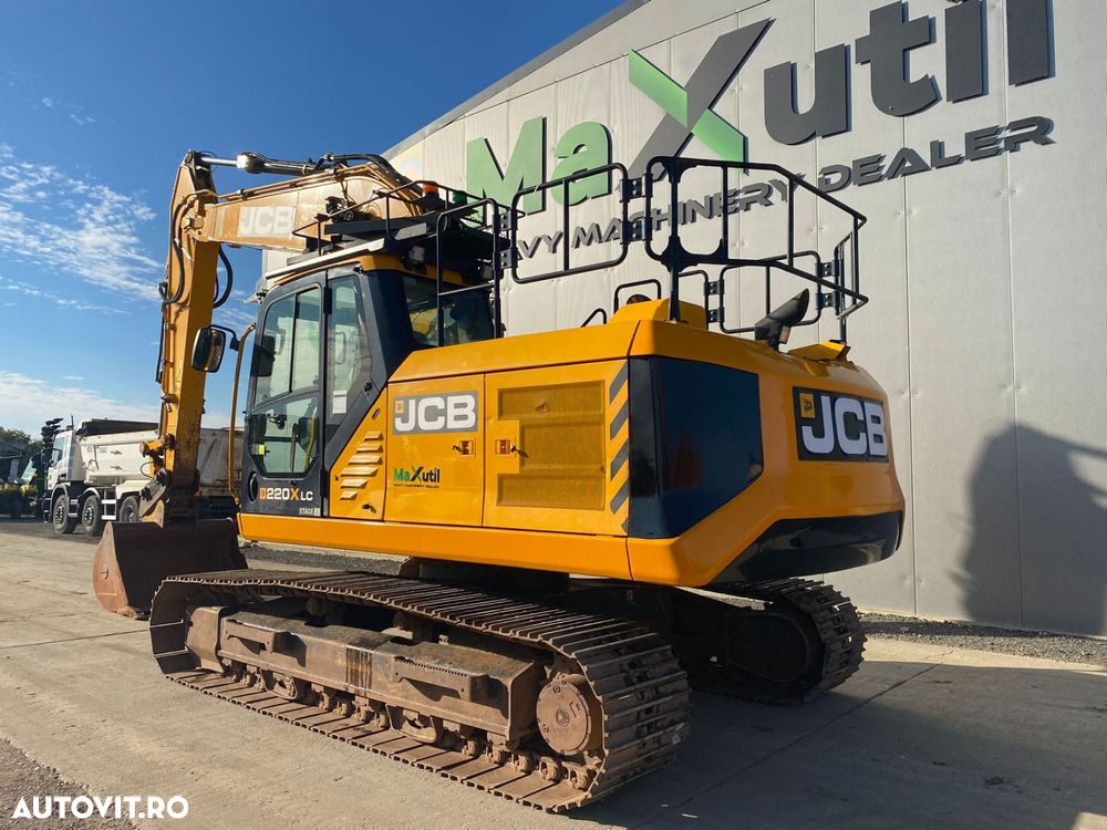 JCB 220X LC Excavator - 5