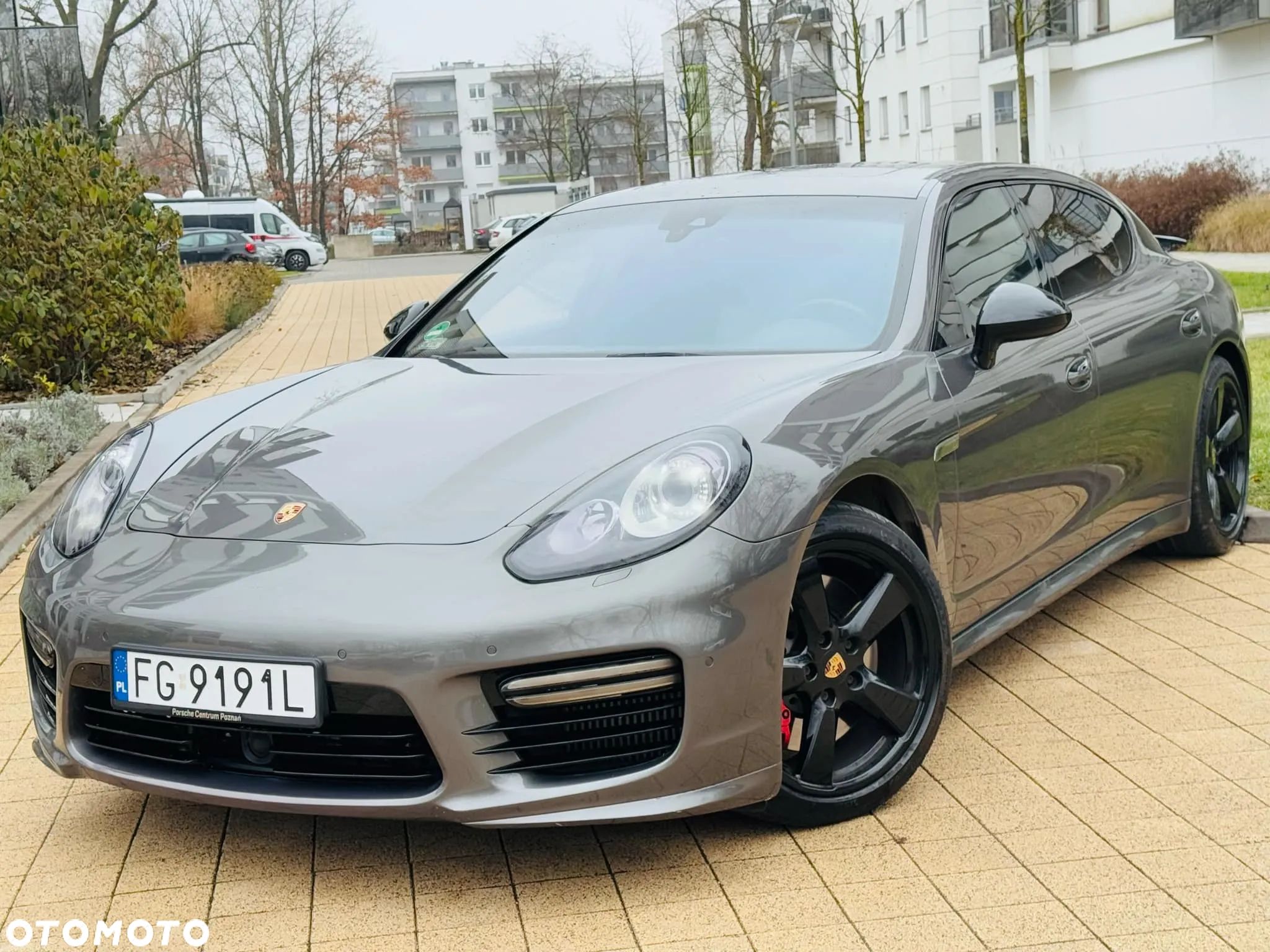 Porsche Panamera Turbo Executive - 1