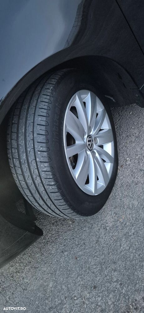 Volkswagen Passat 2.0 TDI DPF Blue TDI Highline - 8