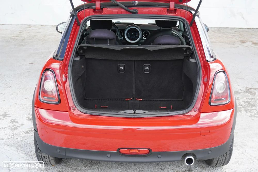 MINI 3 Portas Cooper D - 6
