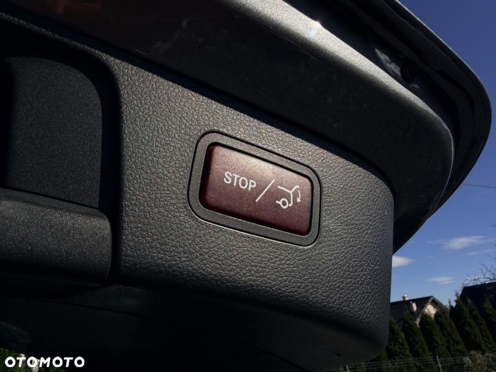 Mercedes-Benz GLA 220 4-Matic - 38