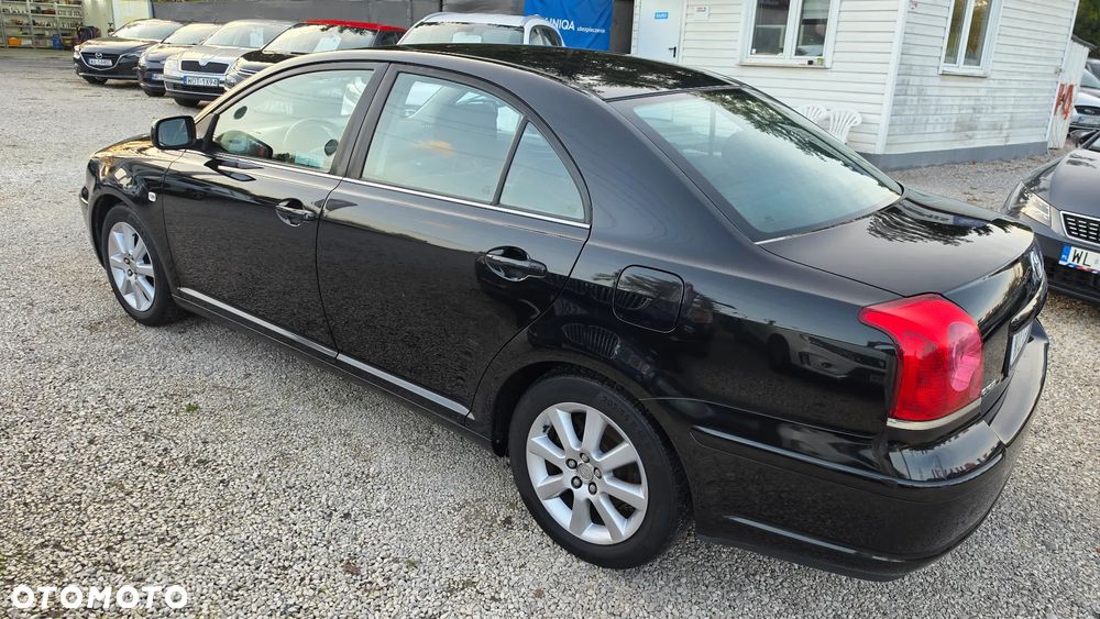 Toyota Avensis 2.0 VVT-i Sol - 14