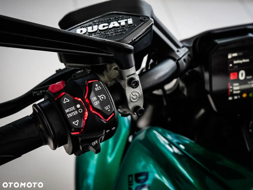 Ducati Diavel - 23