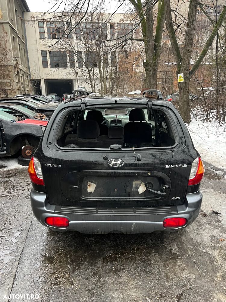 Dezmembrez Hyundai Santa Fe1 2003 negru crdi - 3