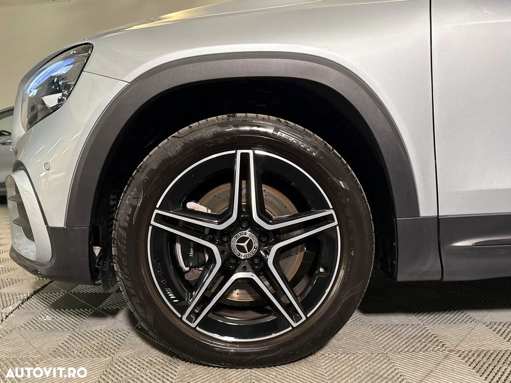 Mercedes-Benz GLB - 15