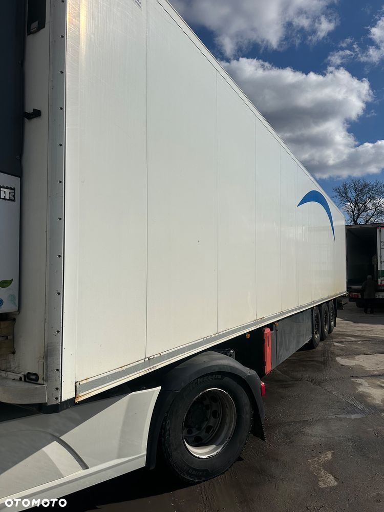 Schmitz Cargobull SKO 24/L - 9