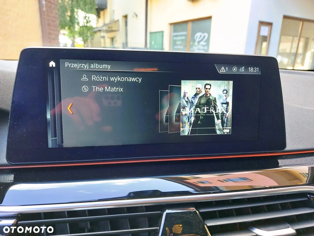 BMW Seria 5 525d Luxury Line sport - 39