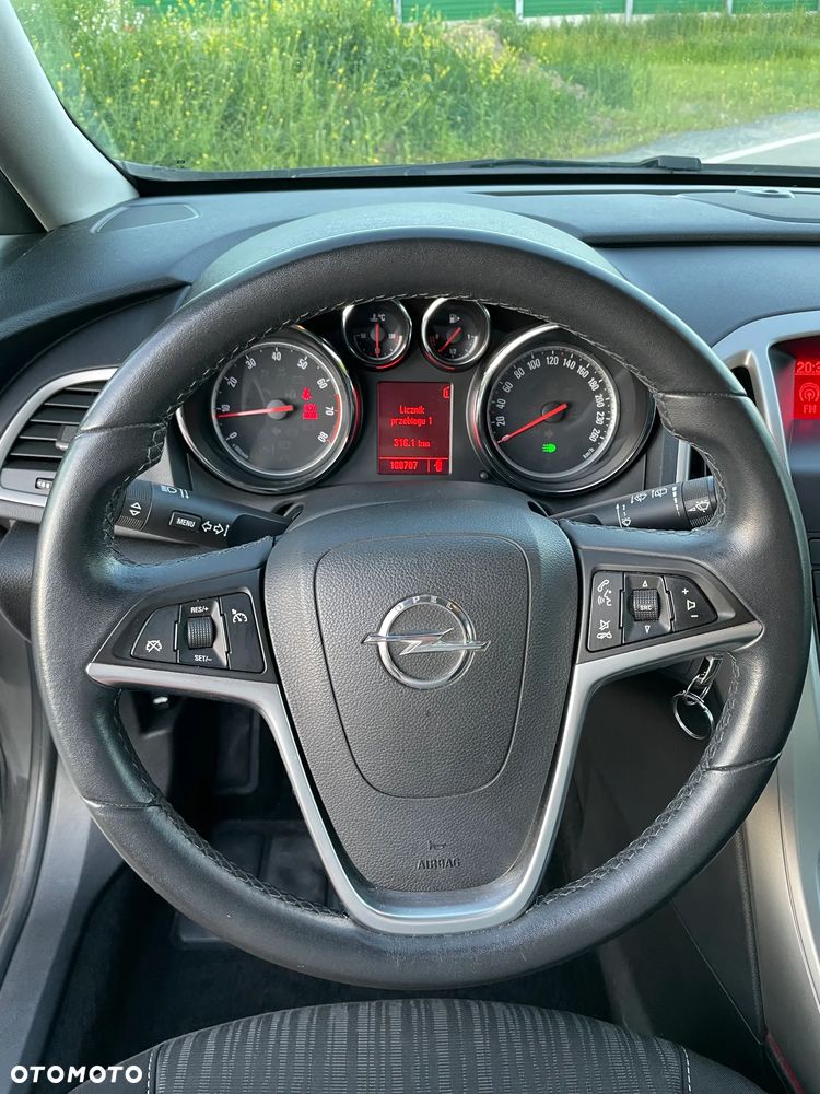 Opel Astra 1.4 Cosmo - 12