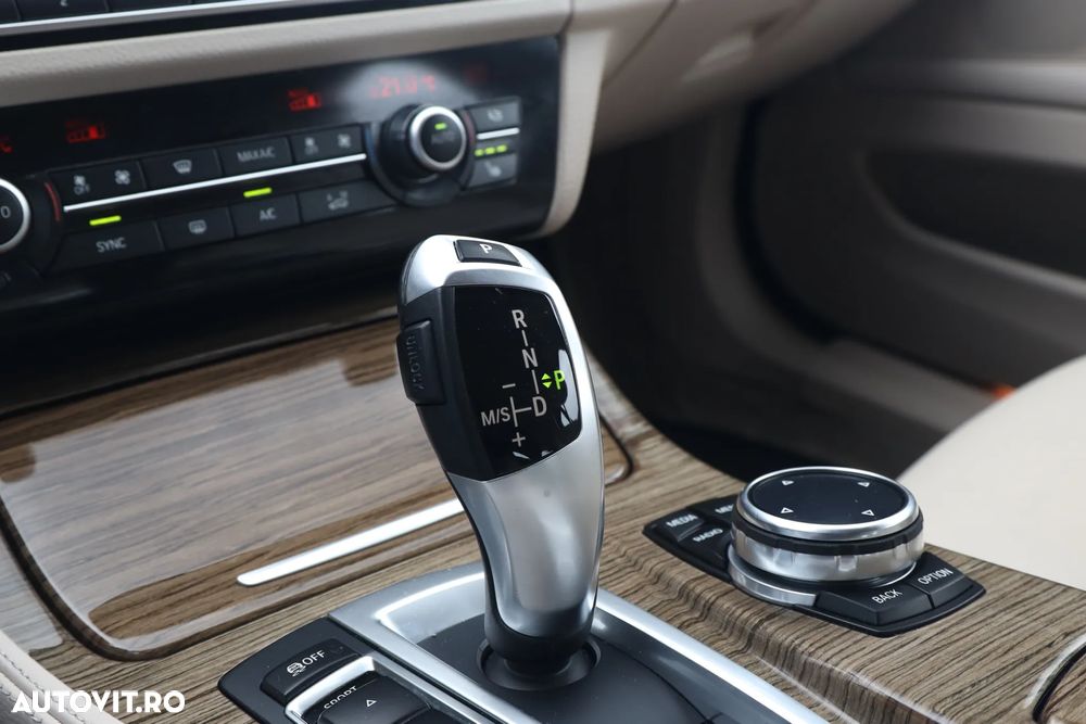 BMW Seria 5 525d Aut. - 21