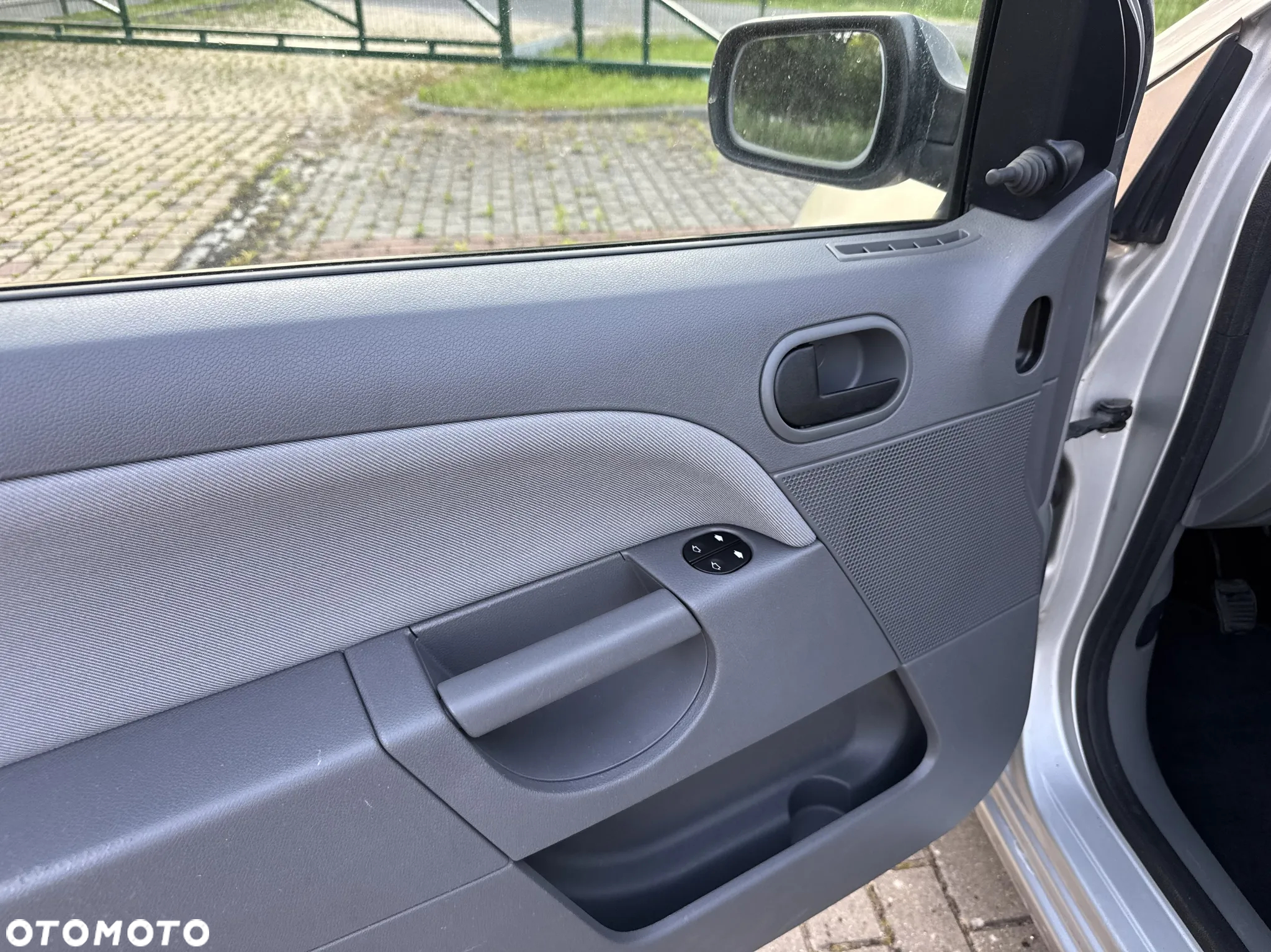 Ford Fiesta 1.4 - 15