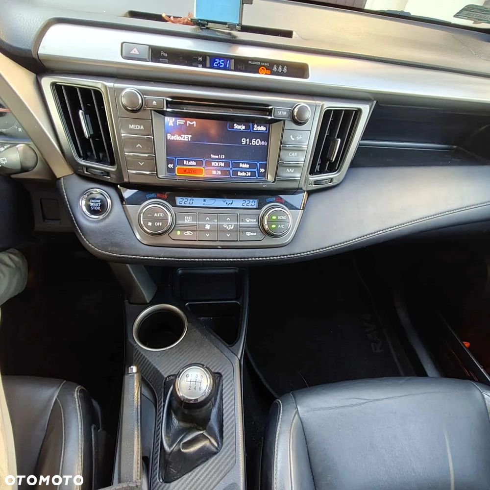 Toyota RAV4 2.0 D-4D Active 4x2 - 13