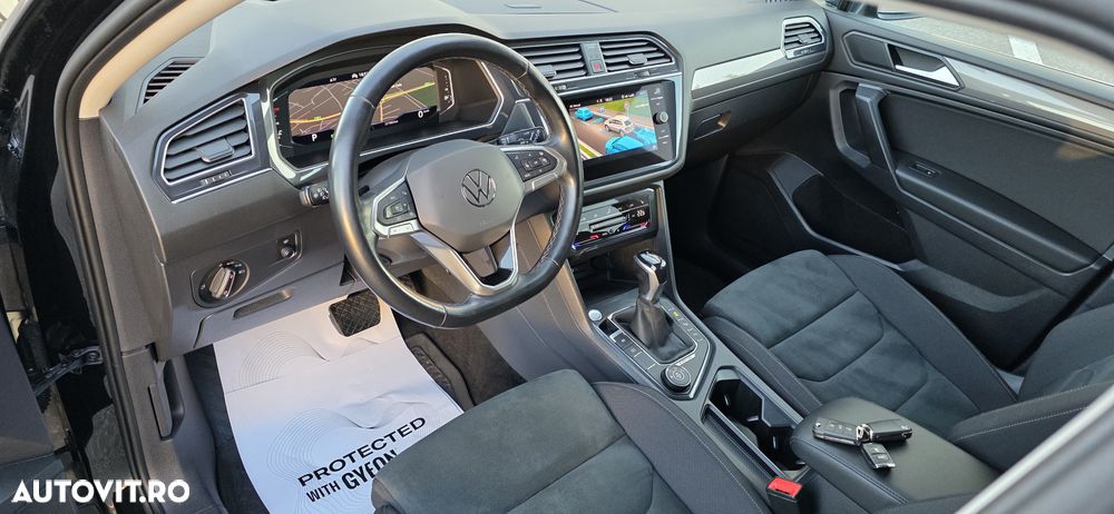 Volkswagen Tiguan 2.0 TDI SCR 4MOTION DSG R-Line - 25
