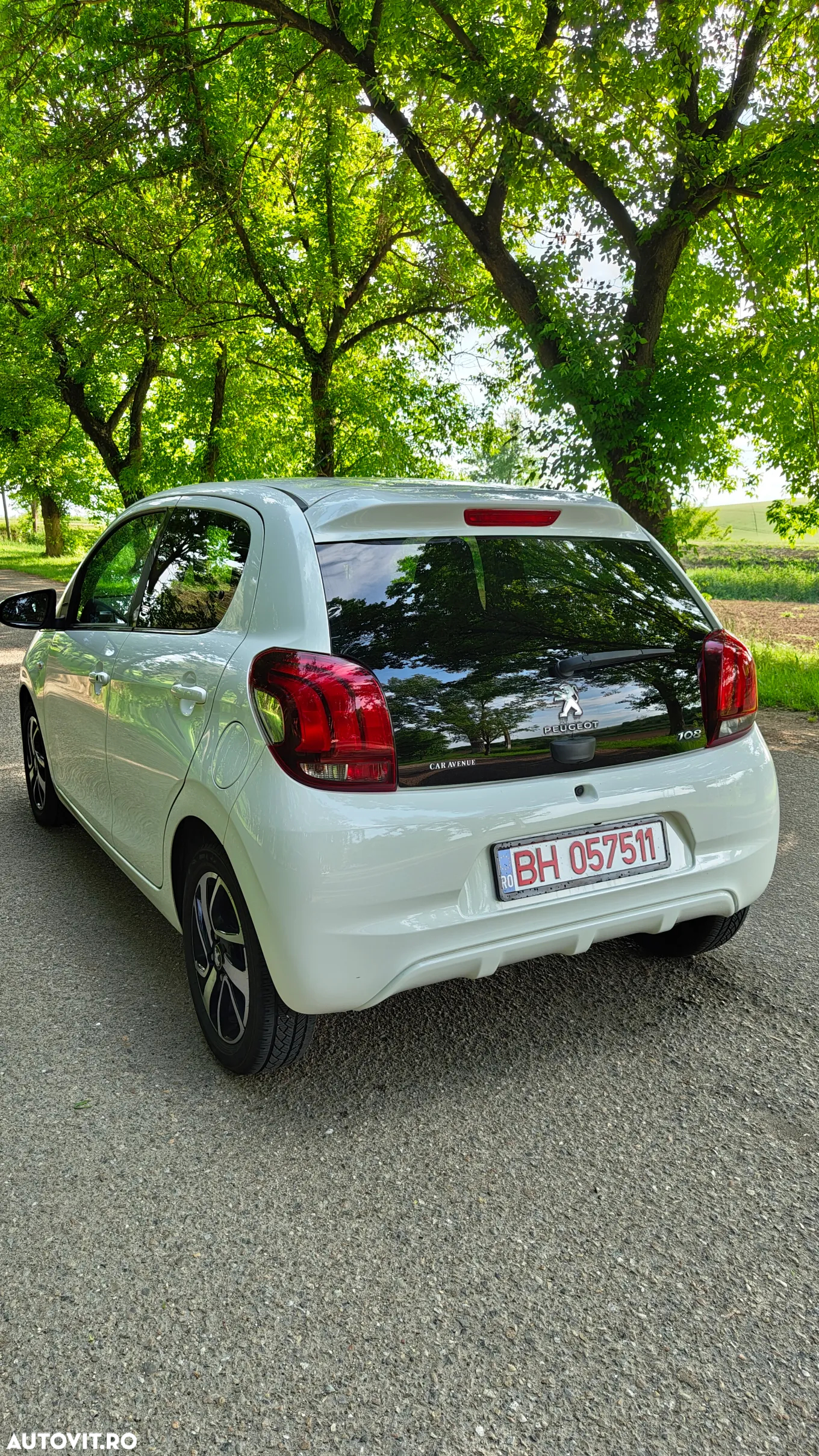 Peugeot 108 VTI 72 Top! Style - 6