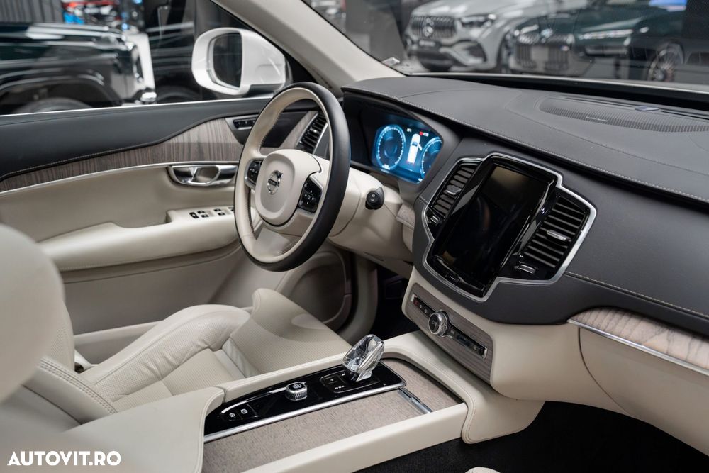 Volvo XC 90 - 40