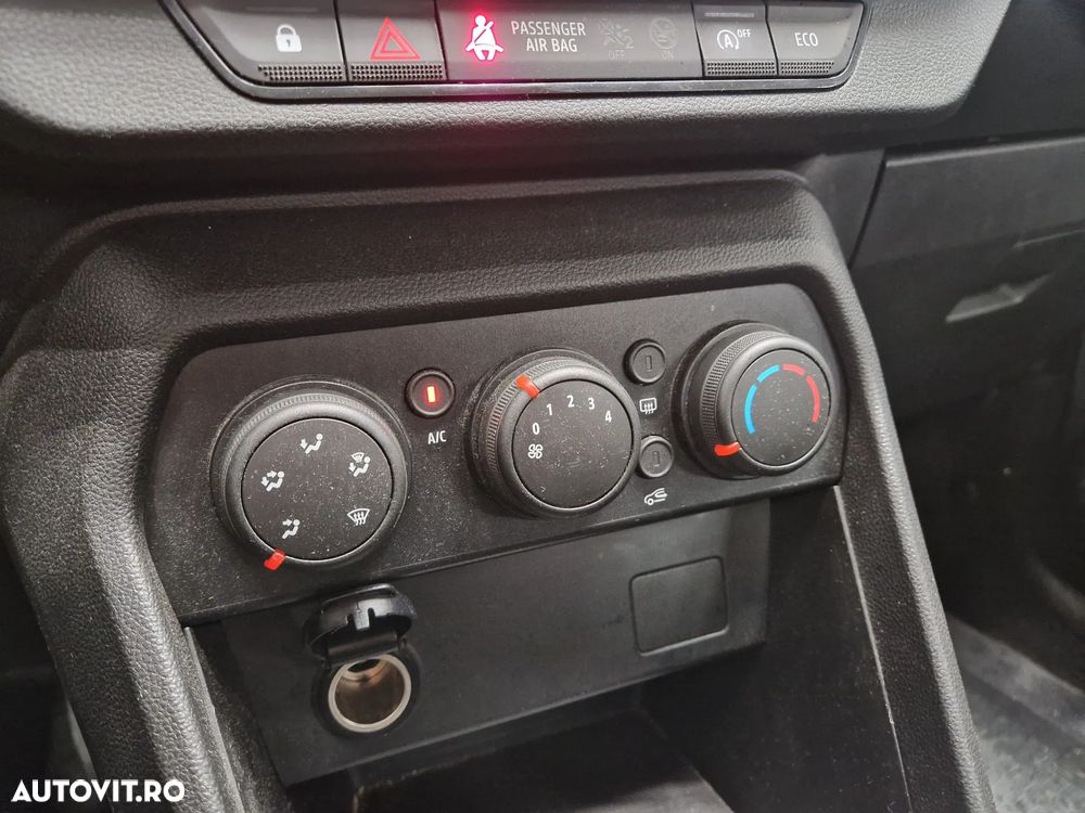 Dacia Logan ECO-G 100 Essential - 6