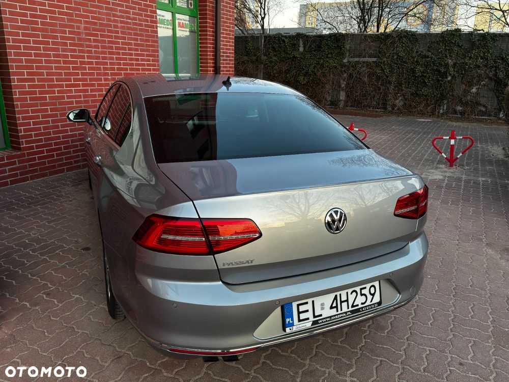 Volkswagen Passat 1.8 TSI BMT Highline - 9