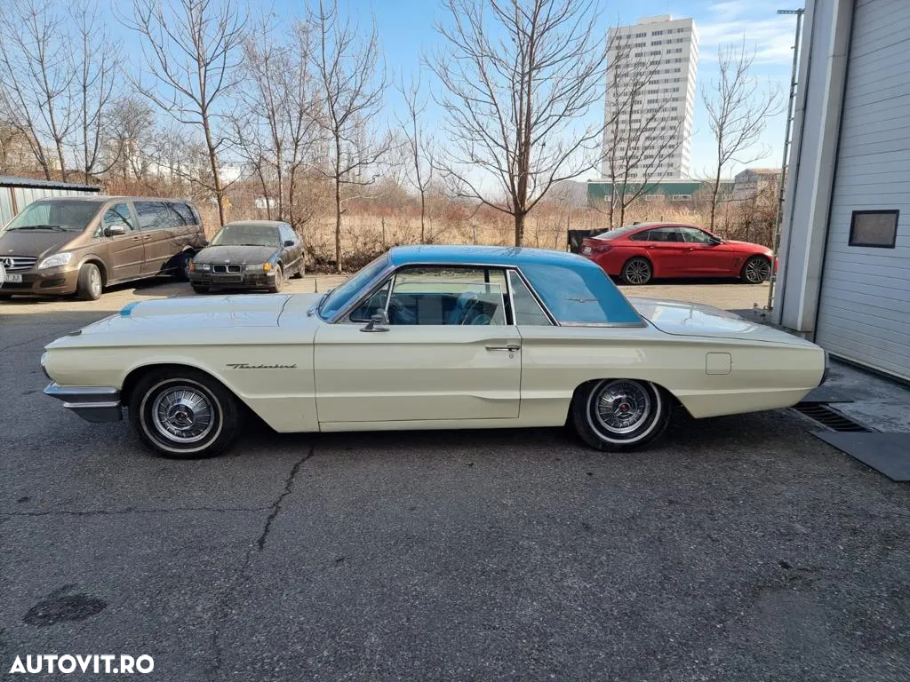 Ford Thunderbird - 3