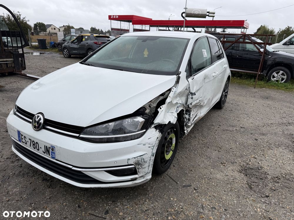 Volkswagen Golf - 3