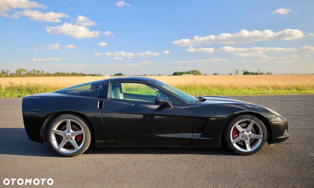 Chevrolet Corvette - 27