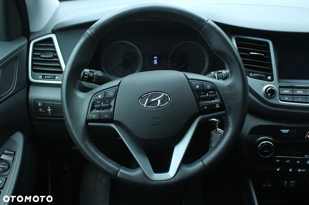 Hyundai Tucson 2.0 CRDi 4WD Passion Plus - 22