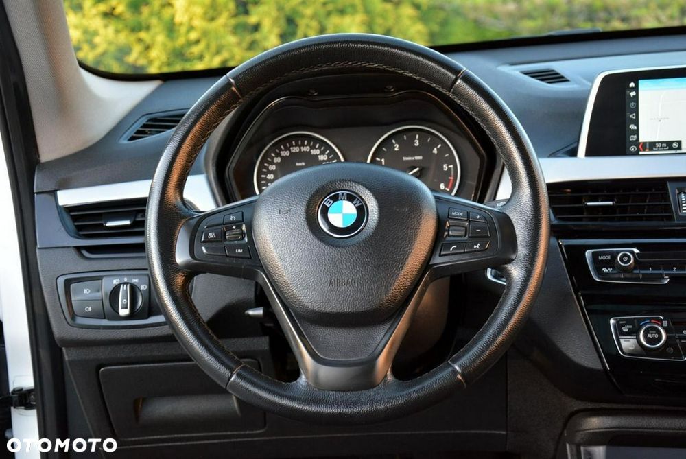 BMW X1 xDrive20d Advantage - 28