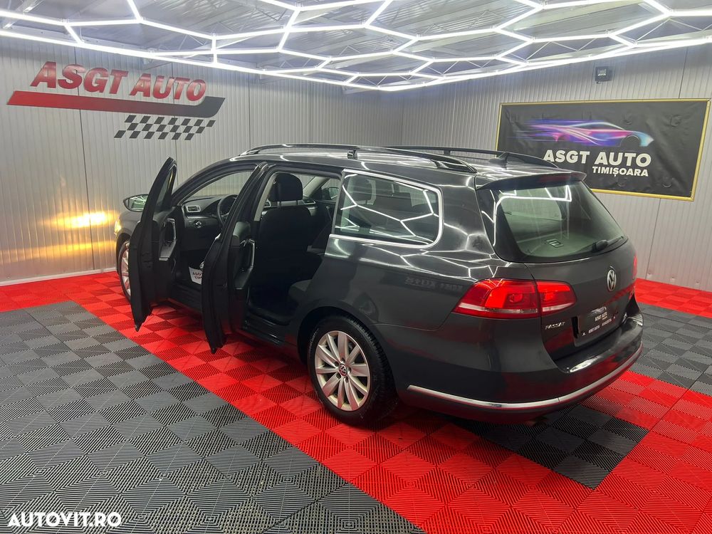 Volkswagen Passat - 16