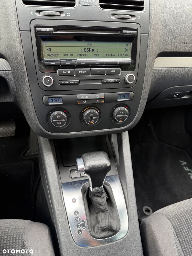 Volkswagen Jetta 1.9 TDI DSG Comfortline - 15