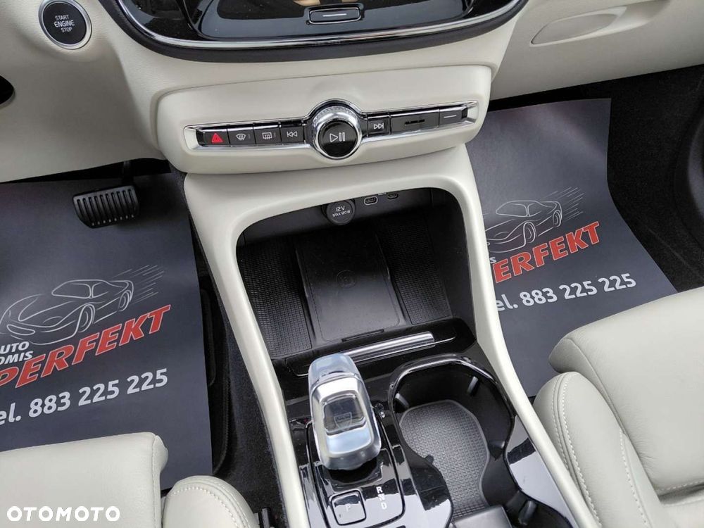 Volvo XC 40 - 26