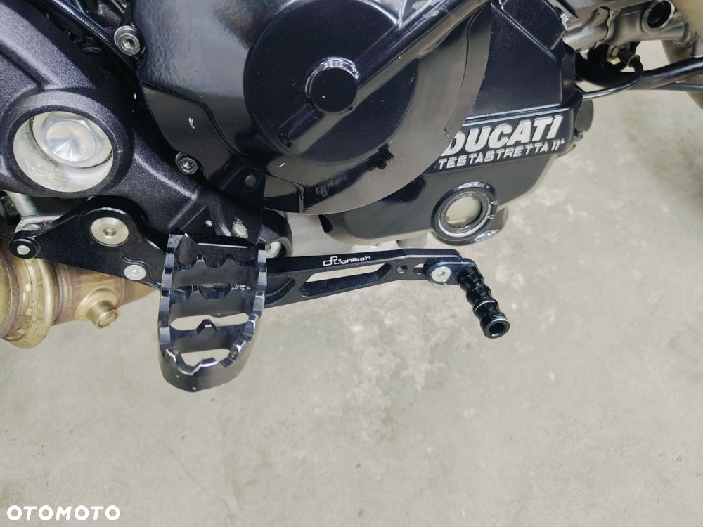 Ducati Hypermotard - 9