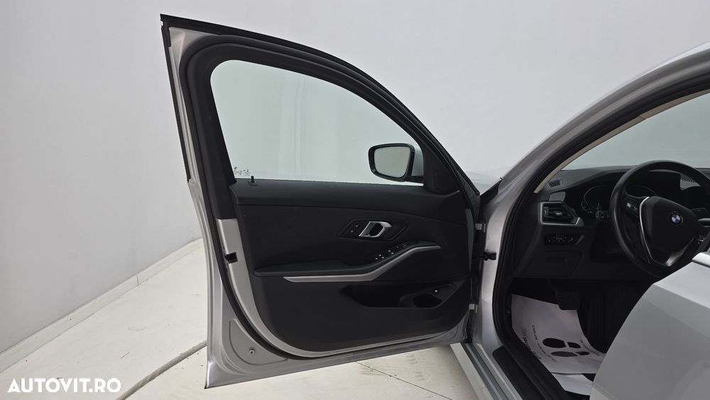 BMW Seria 3 - 10