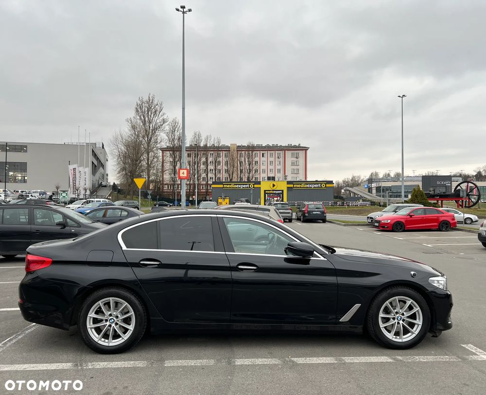 BMW Seria 5 520d - 22