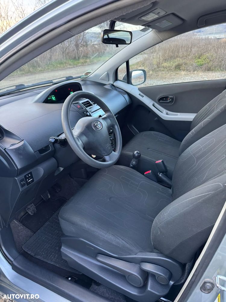 Toyota Yaris 1.0 VVT-i Edition - 11