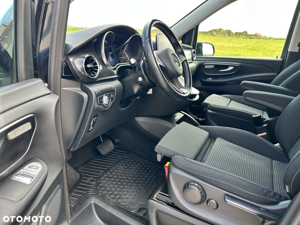 Mercedes-Benz Klasa V 250 d Avantgarde 9G-Tronic - 7