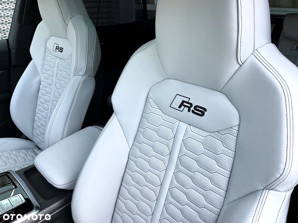 Audi RS Q8 - 14