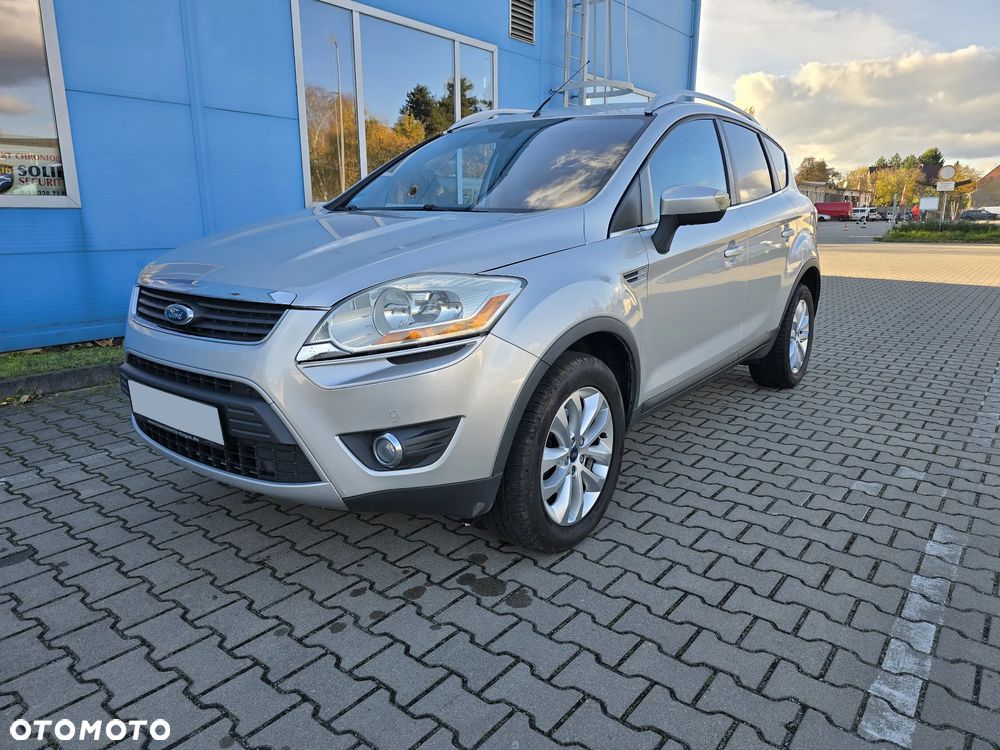 Ford Kuga 2.0 TDCi 2x4 Titanium - 1