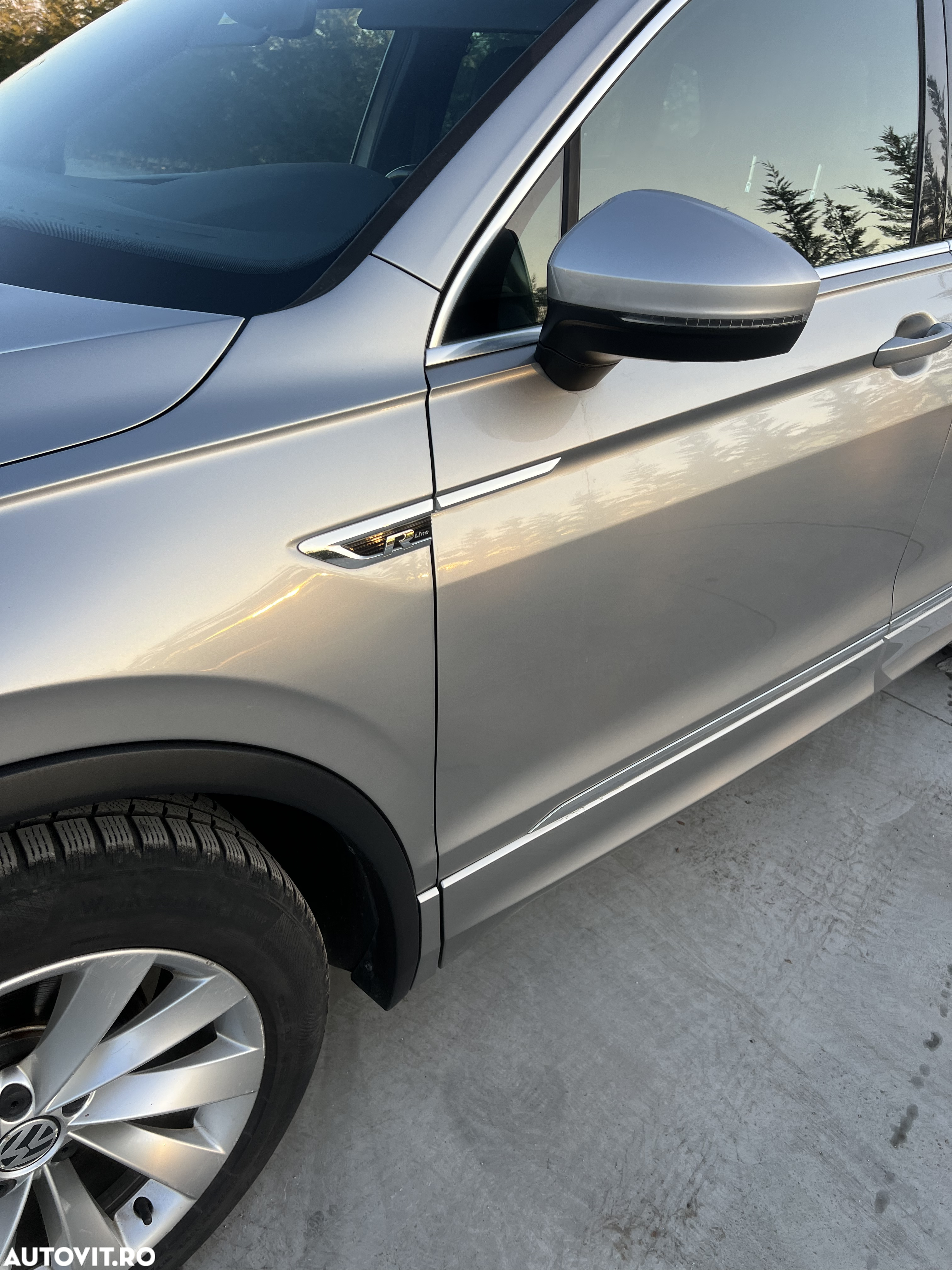 Volkswagen Tiguan - 9