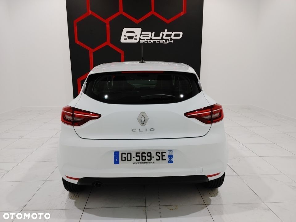 Renault Clio - 17